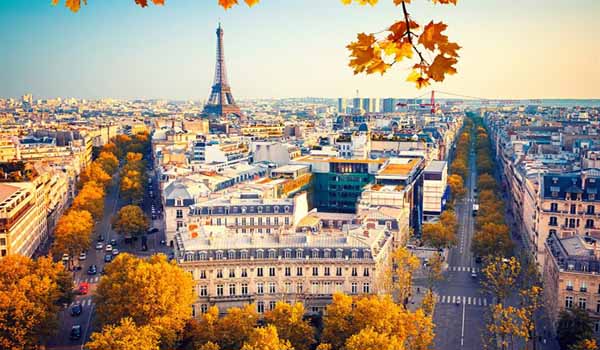 نمایی از شهرر پاریس در تور فرانسه اقساطی