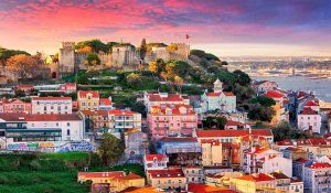 تصویری از خانه های زیبا در تور پرتغال اقساطی